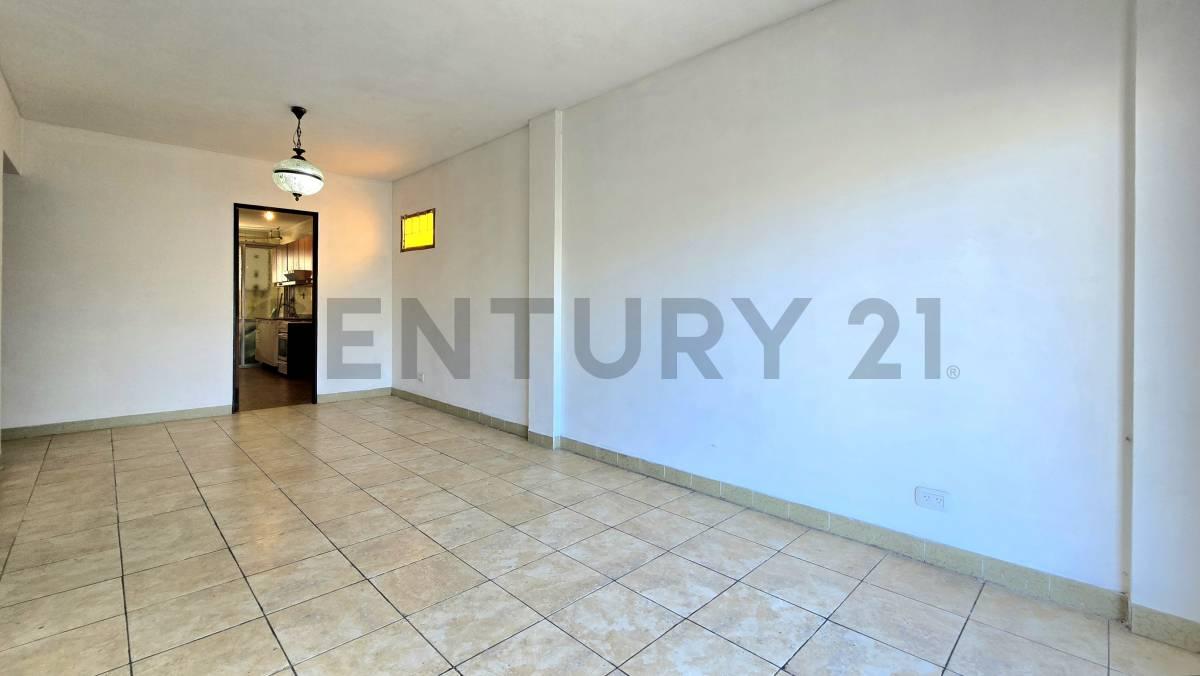Venta | Departamento de 3 ambientes con balcón al frente en Villa Urquiza — foto 1