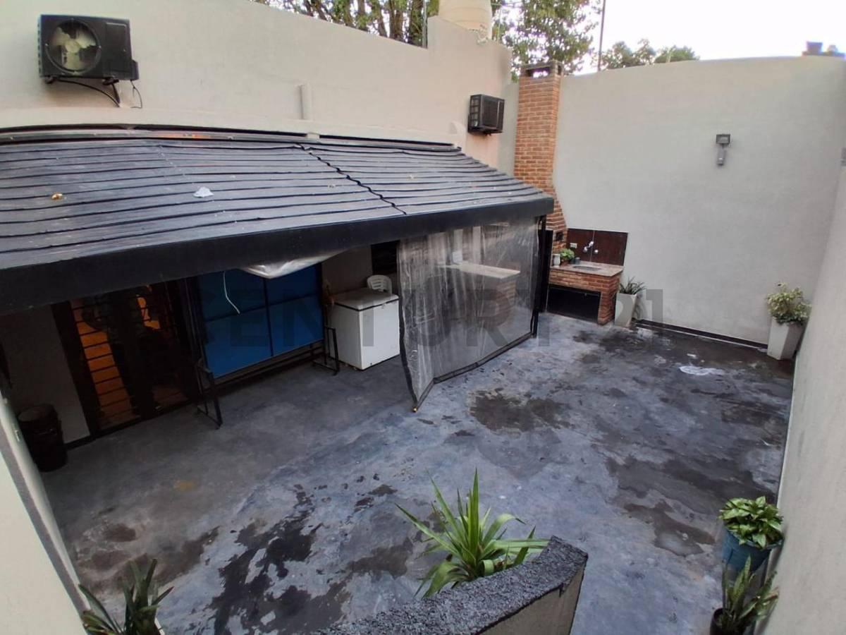 ALQUILER CASA CON COCHERA PATIO QUINCHO Y TERRAZA - VILLA BALLESTER — foto 1