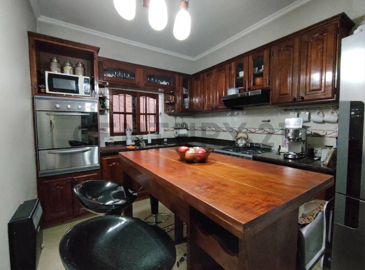 VENTA CASA 5 AMBIENTES EN LAFERRERE — foto 1