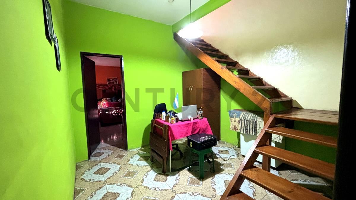 Casa con potencial profesional y residencial en Llavallol — foto 1