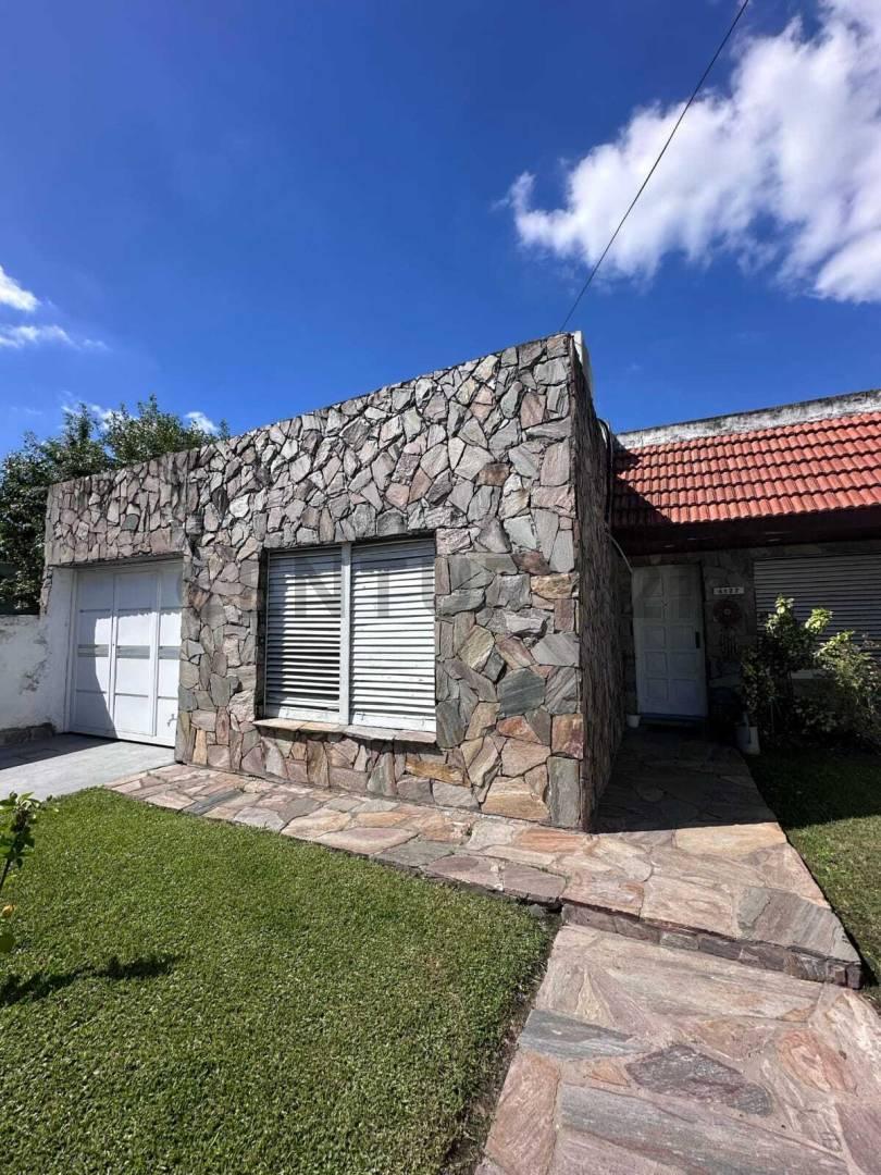 CASA EN VENTA BERISSO — foto 1
