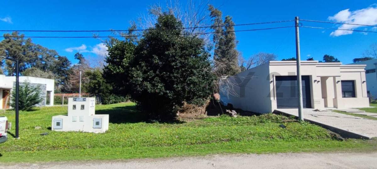 Lote en Barrio Cerrado sobre Av.44 — foto 1
