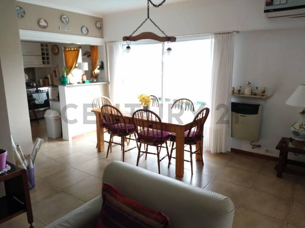 Venta de Departamento 4 AMBIENTES en Gùemes, Mar del Plata — foto 1