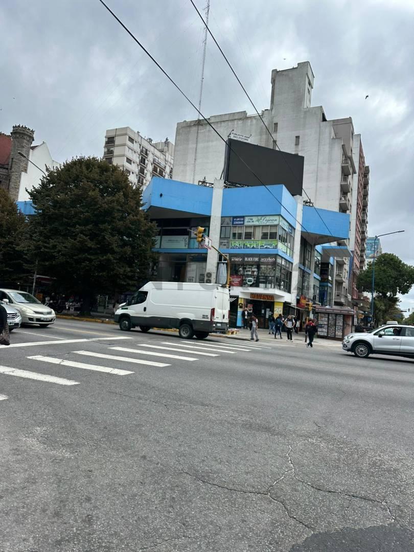 Venta de Local Galeria Central — foto 1