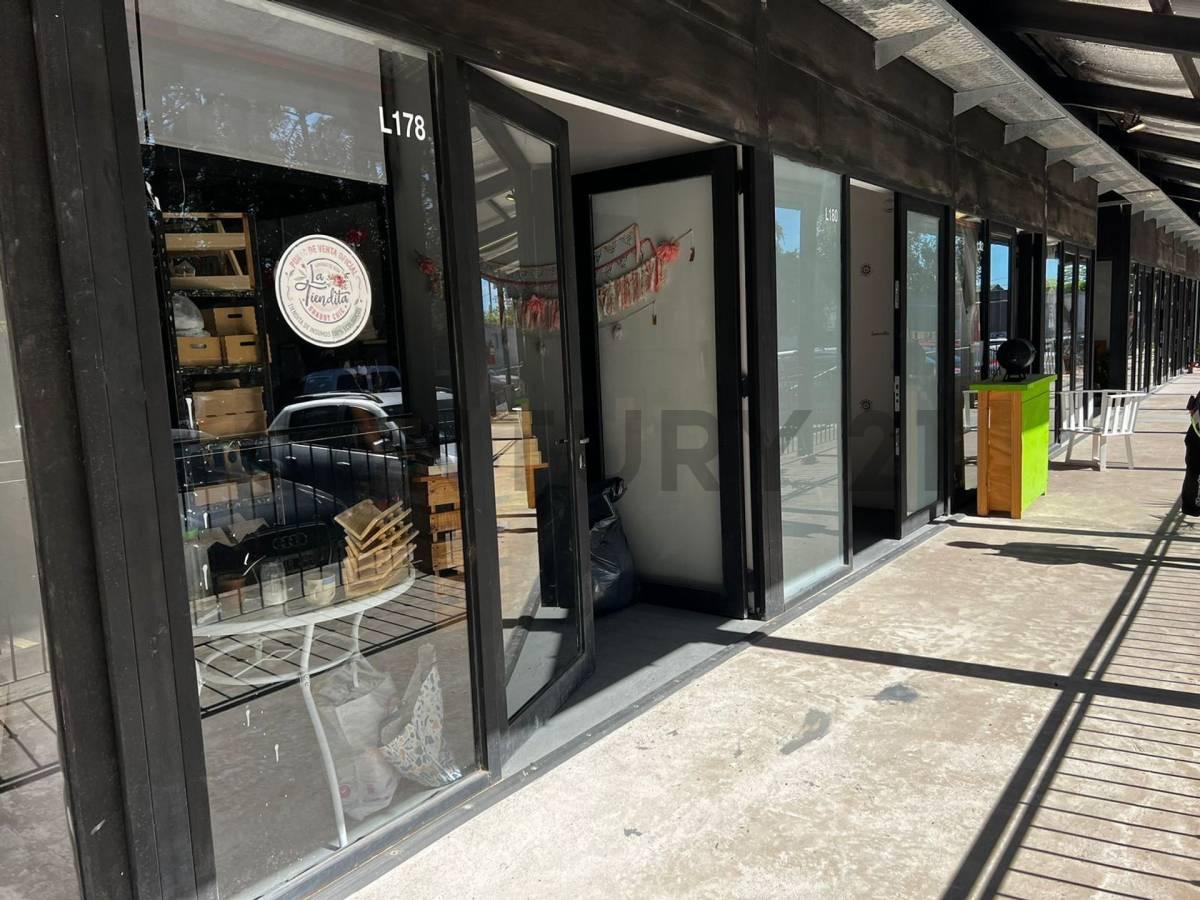 Venta en BLOQUE 3 Locales en DOCKS del pto Tigre — foto 1