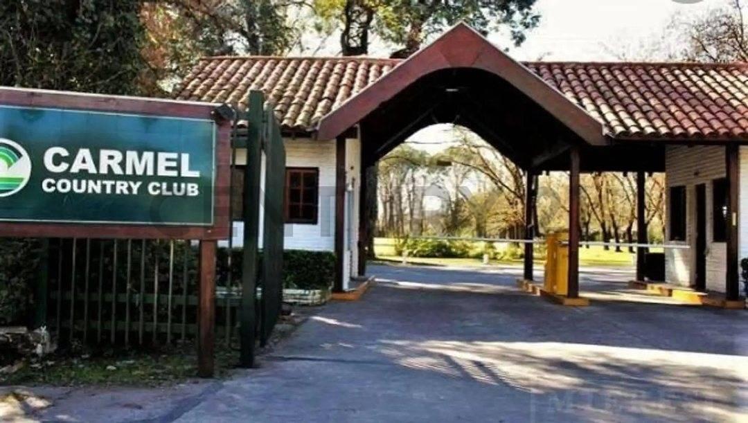 VENTA LOTE DE 3250 M2EN COUNTRY CLUB CARMEL PILAR CON AMENITIES — foto 1