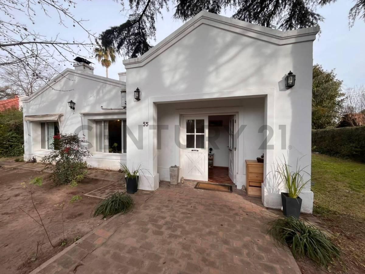 VENTA CASA 4 AMB Y DEPENDENCIA EN BARRIO CERRADO MAPUCHE EN PILAR — foto 1