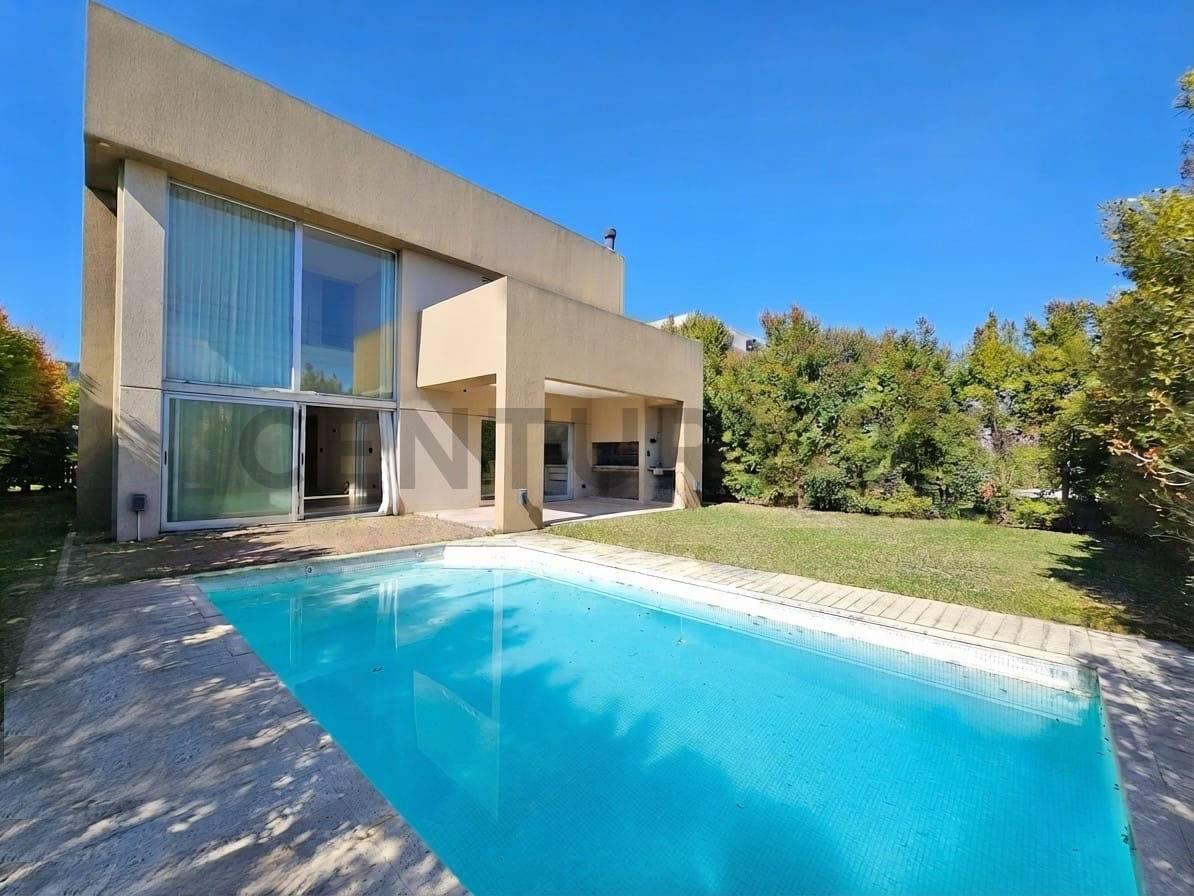 Casa moderna en venta en Las Tipas, Nordelta | Lote interno 504 m² | Piscina y cochera para 3 autos — foto 1