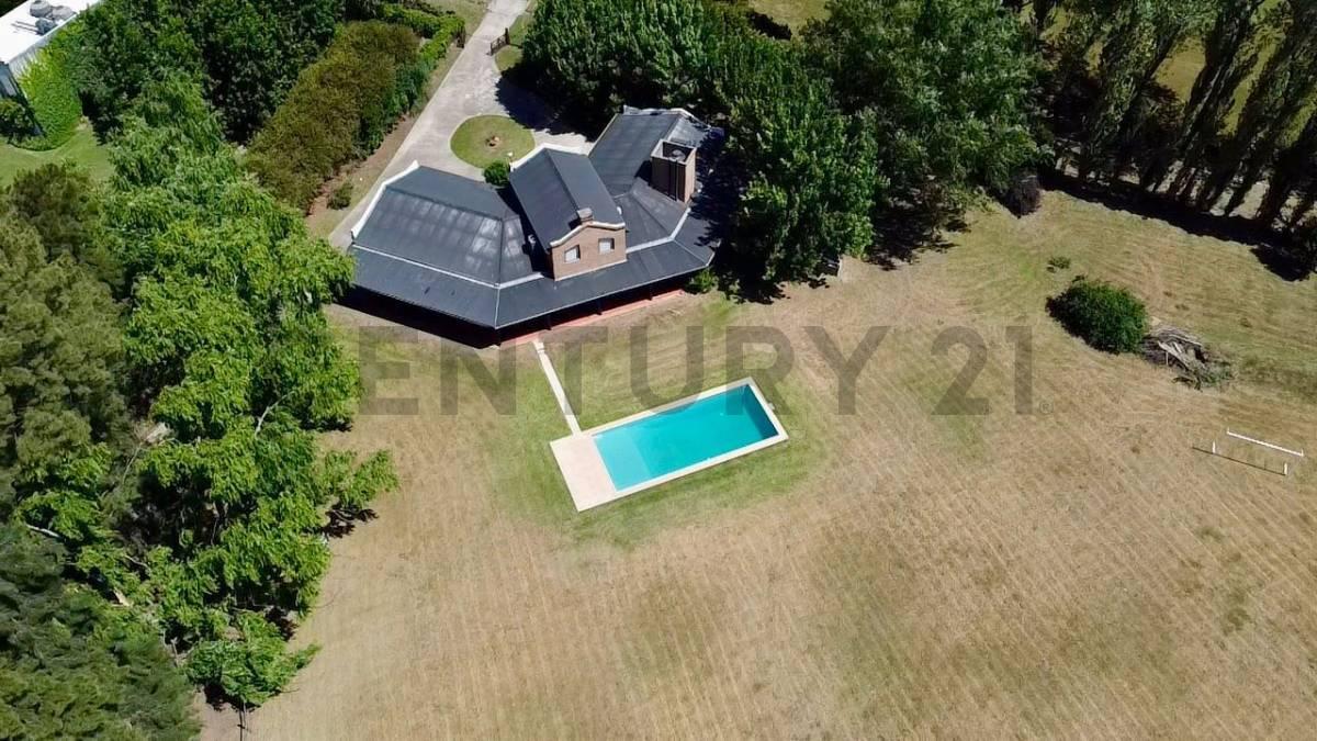 Casa en venta en barrio cerrado — foto 1