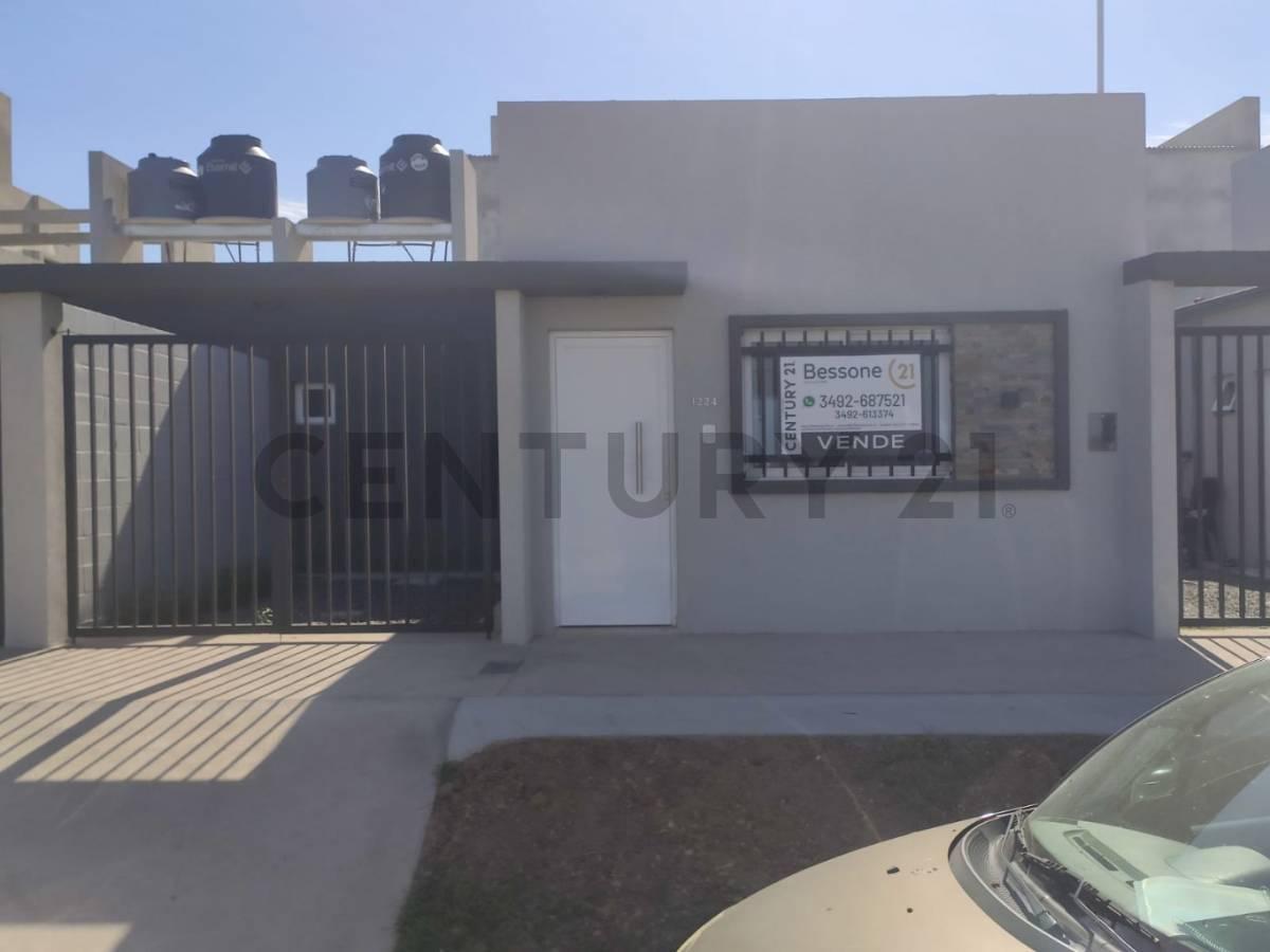 Casa en venta en Rafaela - Barrio la cañada — foto 1