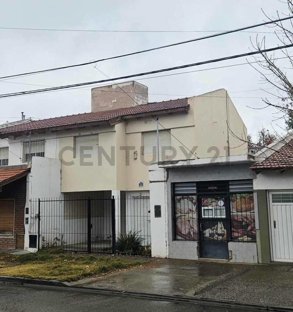 VENTA DUPLEX 3 DORMITORIOS + LOCAL COMERCIAL – NEUQUEN — foto 1
