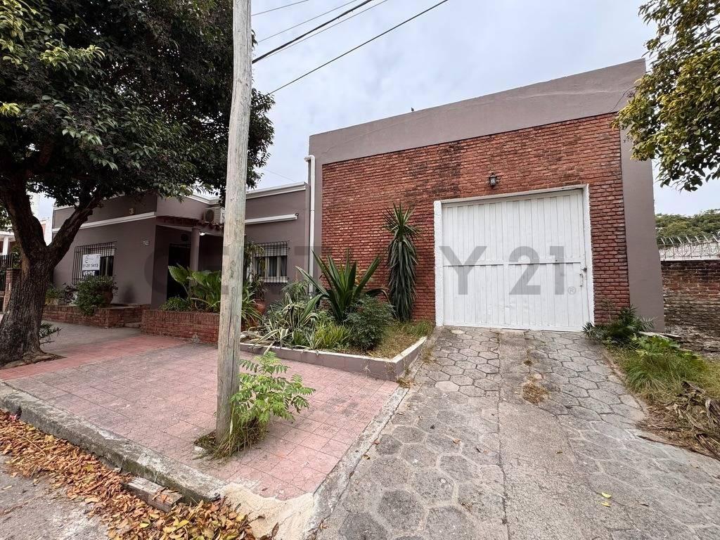 VENTA GALPON + CASA 3 DORM BARRIO PARQUE CAPITAL — foto 1