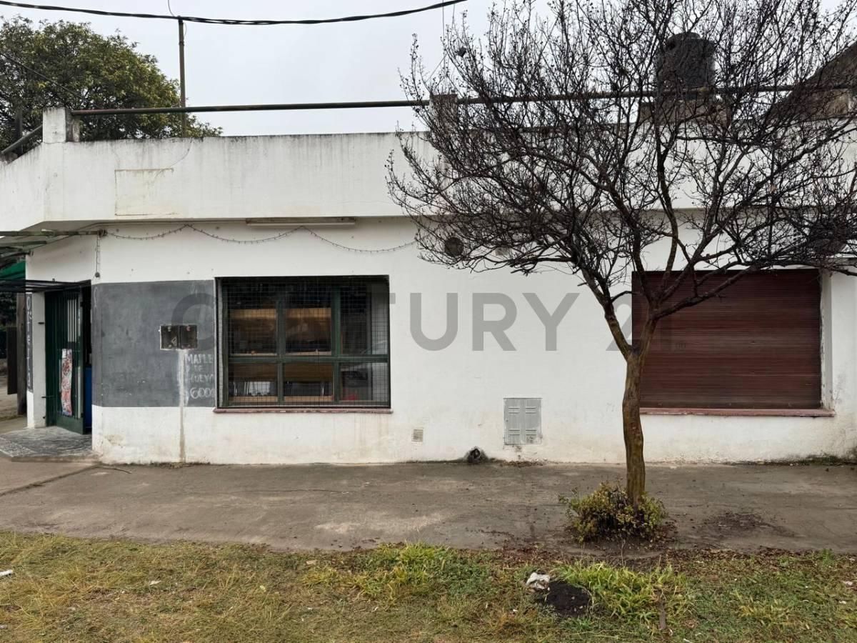 OPORTUNIDAD Casa +GRAN Galpon + LOCAL Comercial a 50 Mts RUTA 5 Alta Gracia — foto 1