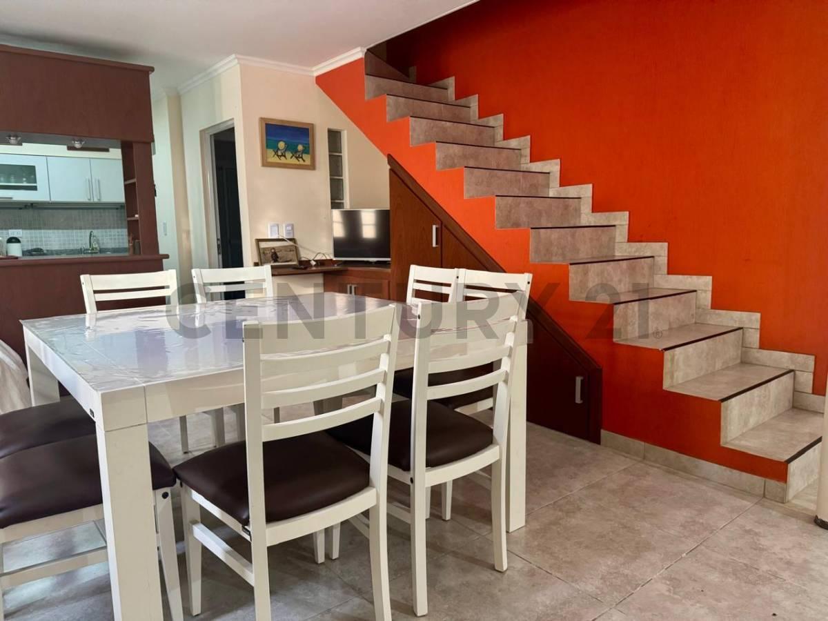 Casa Dúplex 2 Dormitorios y cochera en Costa Azul — foto 1