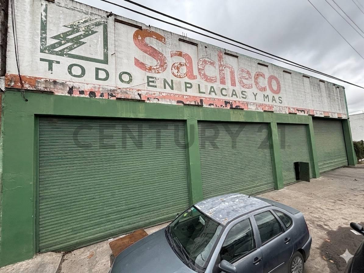 Galpón en Venta sobre Av. Presidente Perón — foto 1