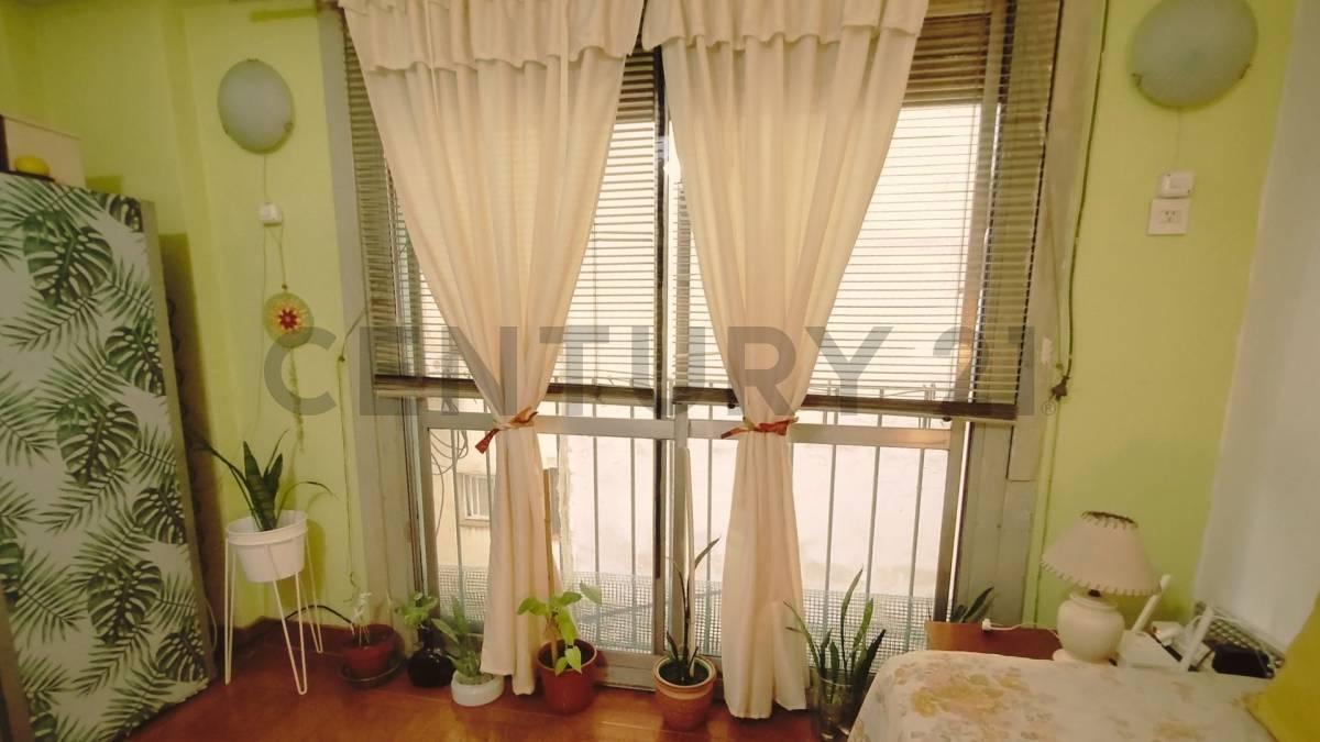 Venta Monoambiente con cocina separada en hermosa zona de Caballito — foto 1