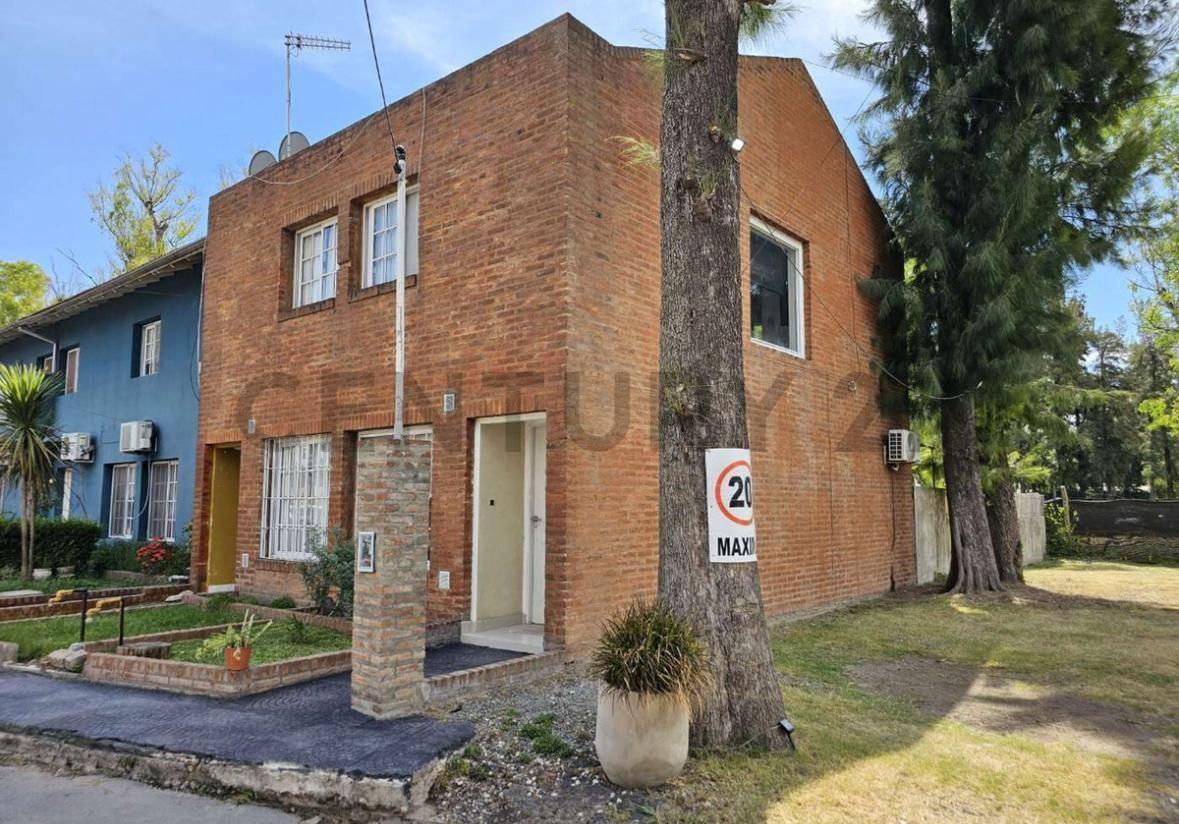 Venta Dúplex 3 Ambientes con piscina y cochera — foto 1