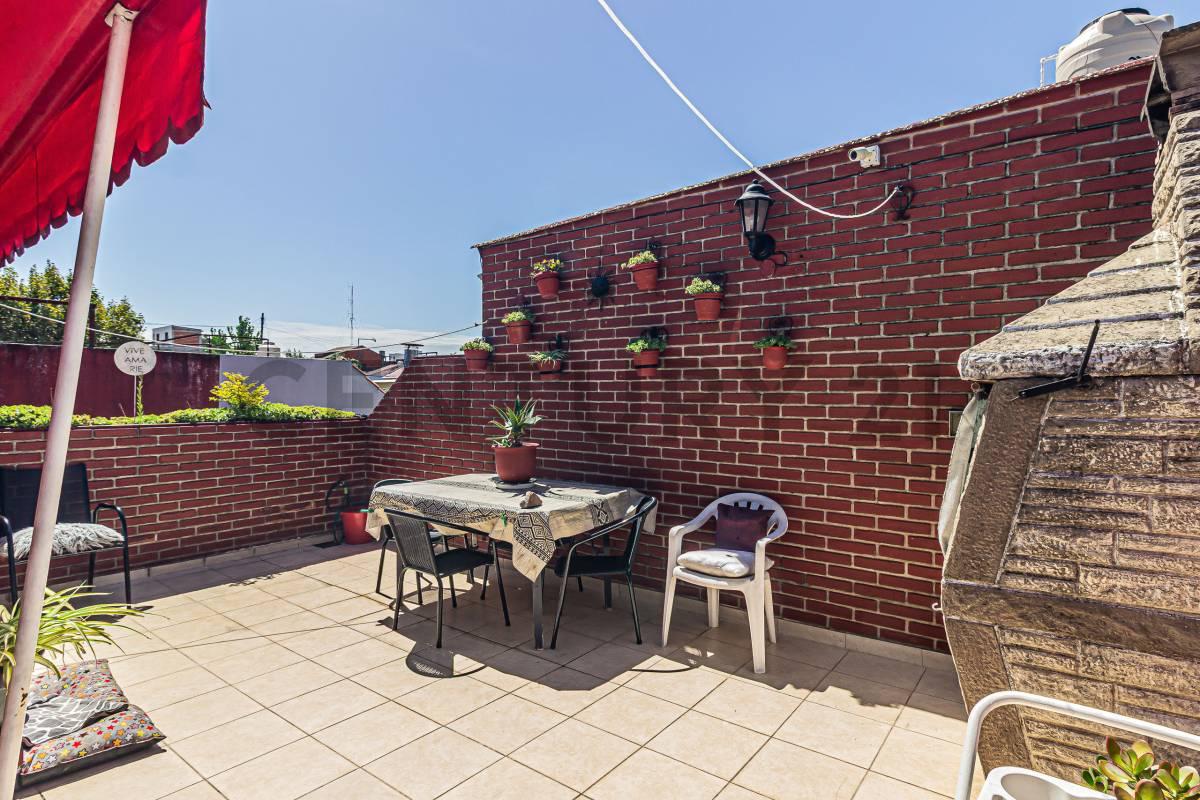 PH 3 AMBIENTES EN VENTA EN VILLA DOMINICO CON TERRAZA SIN EXPENSAS — foto 1