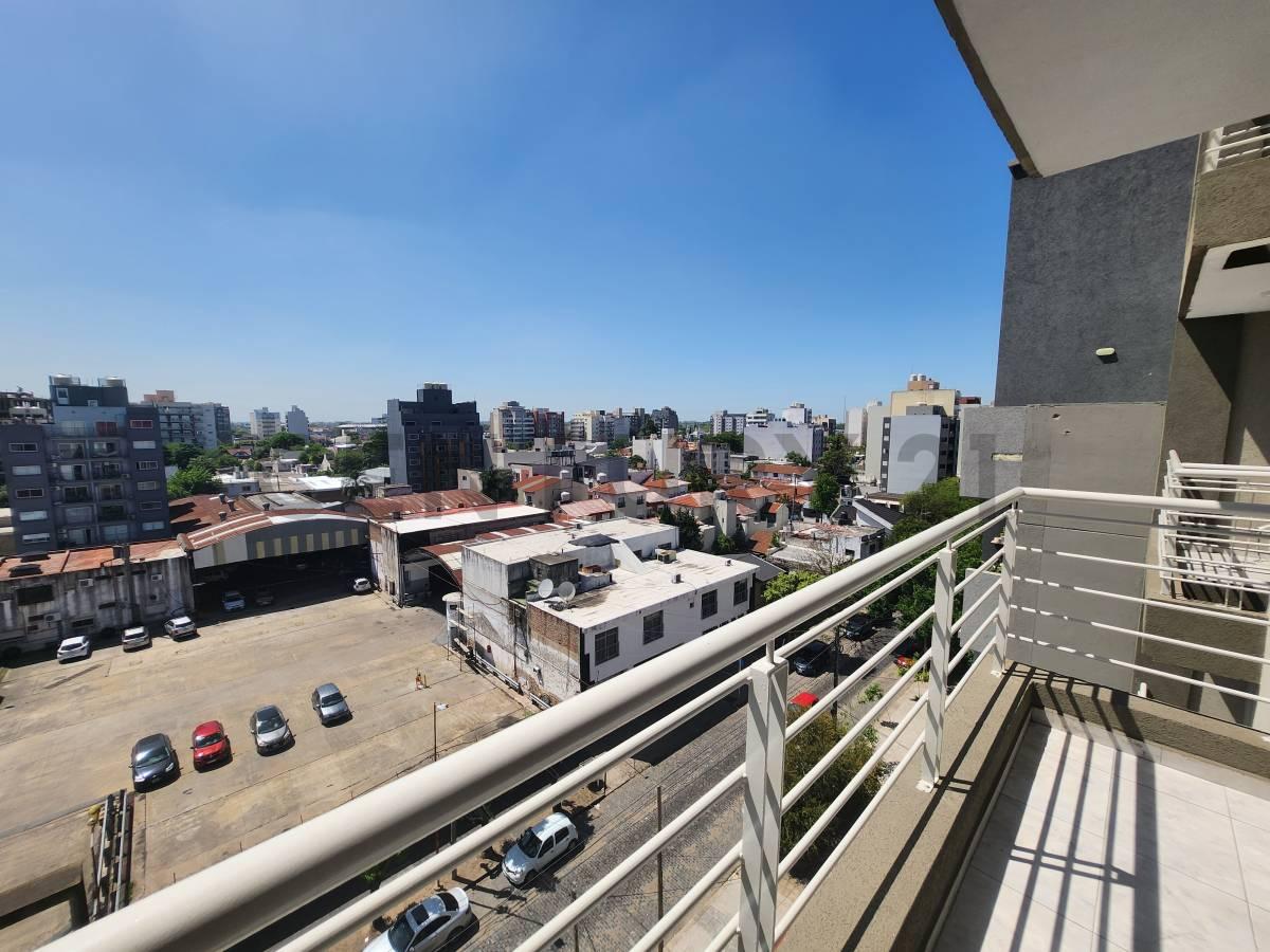 Hermoso 2 Ambientes Contrafrente con Balcón en el Corazón de Hurlingham! — foto 1
