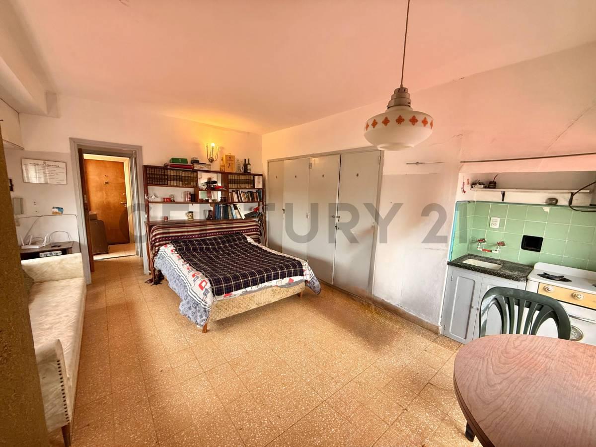 Venta de departamento 1 ambiente, Miramar. — foto 1