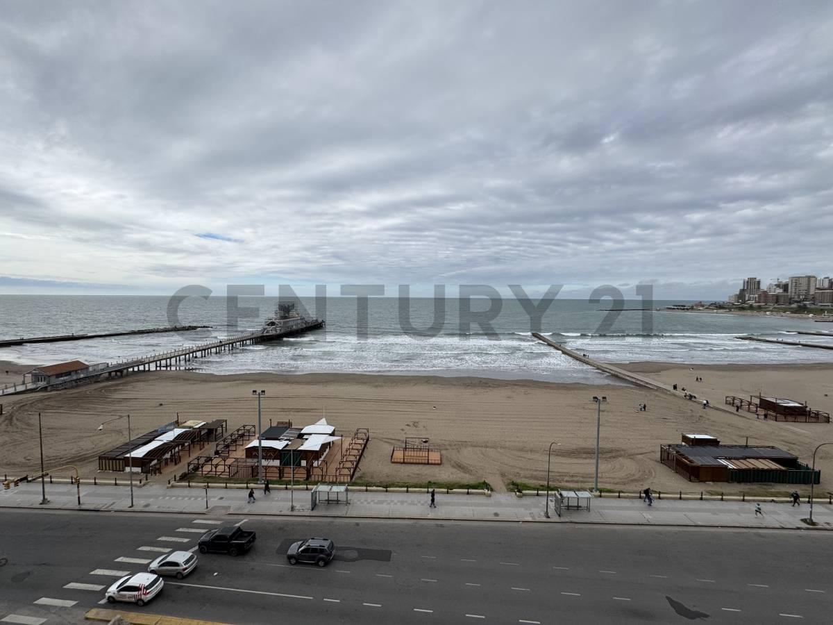 Venta de departamento de 2 ambientes frente al mar, Centro, Mar del Plata. — foto 1