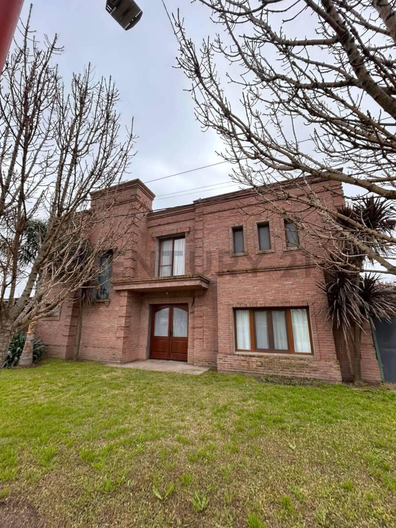 CASA EXCEPCIONAL EN VENTA | MURPHY — foto 1
