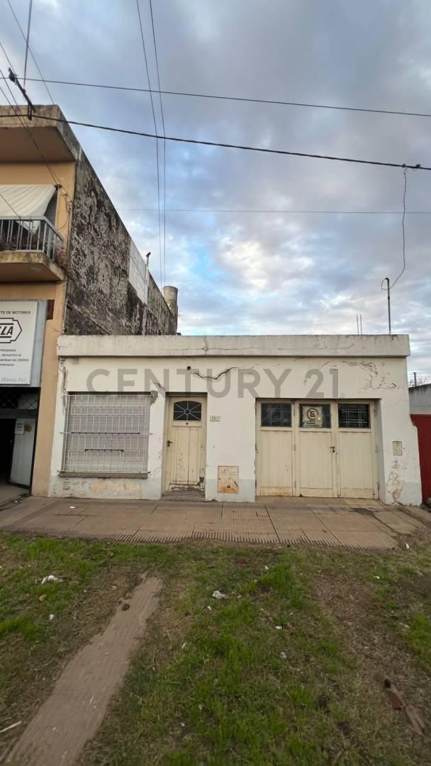 Casa en Venta excelente ubicación y gran potencial — foto 1