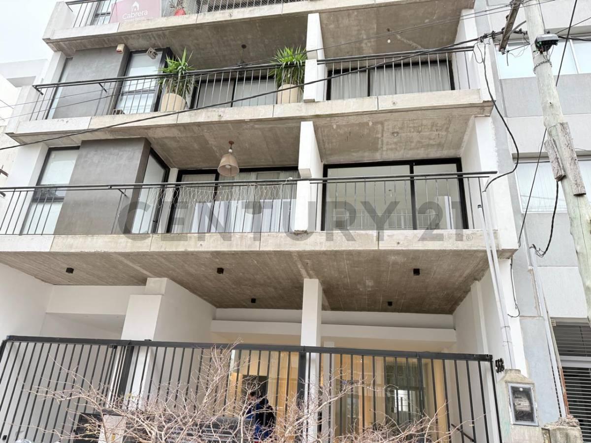Departamento en Alquiler en 17 Entre 43 y 44 — foto 1