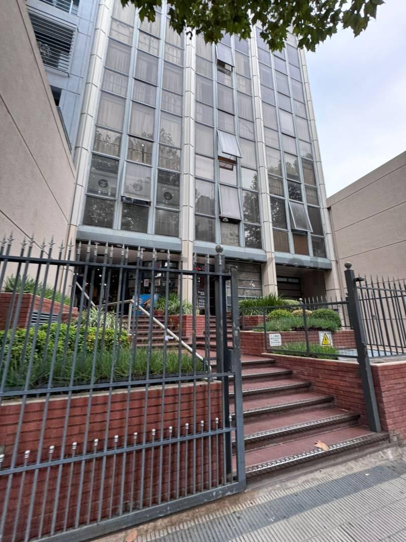 Oficina en venta ubicada en La Plata — foto 1