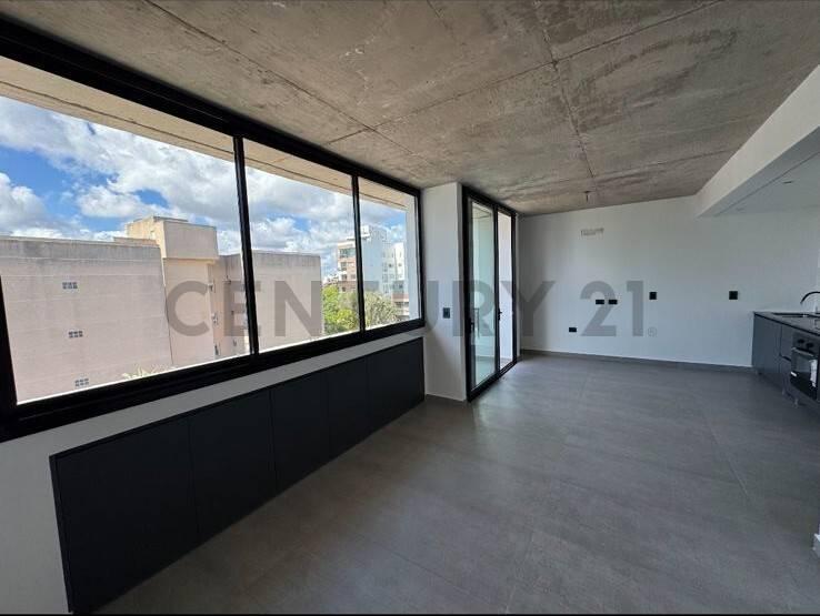 Monoambiente con balcón en venta 57 entre 18 y 19, La plata — foto 1