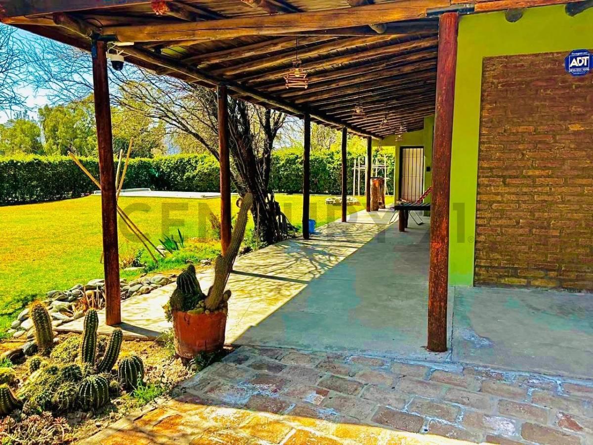 CASA ZONDA BARRIO LOS FRESNOS — foto 1