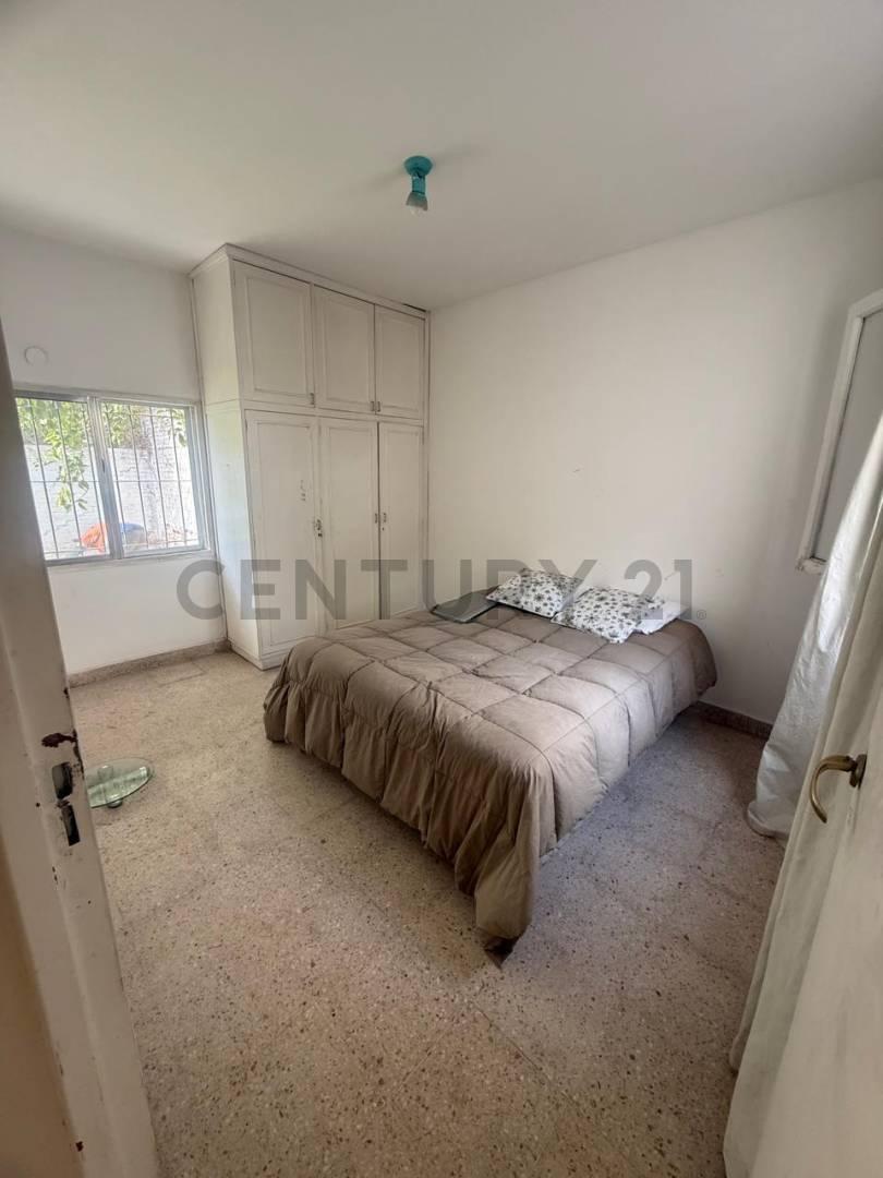 Casa luminosa con ampliación en Barrio Vesta – Capital, a pasos del Parque de Mayo — foto 1