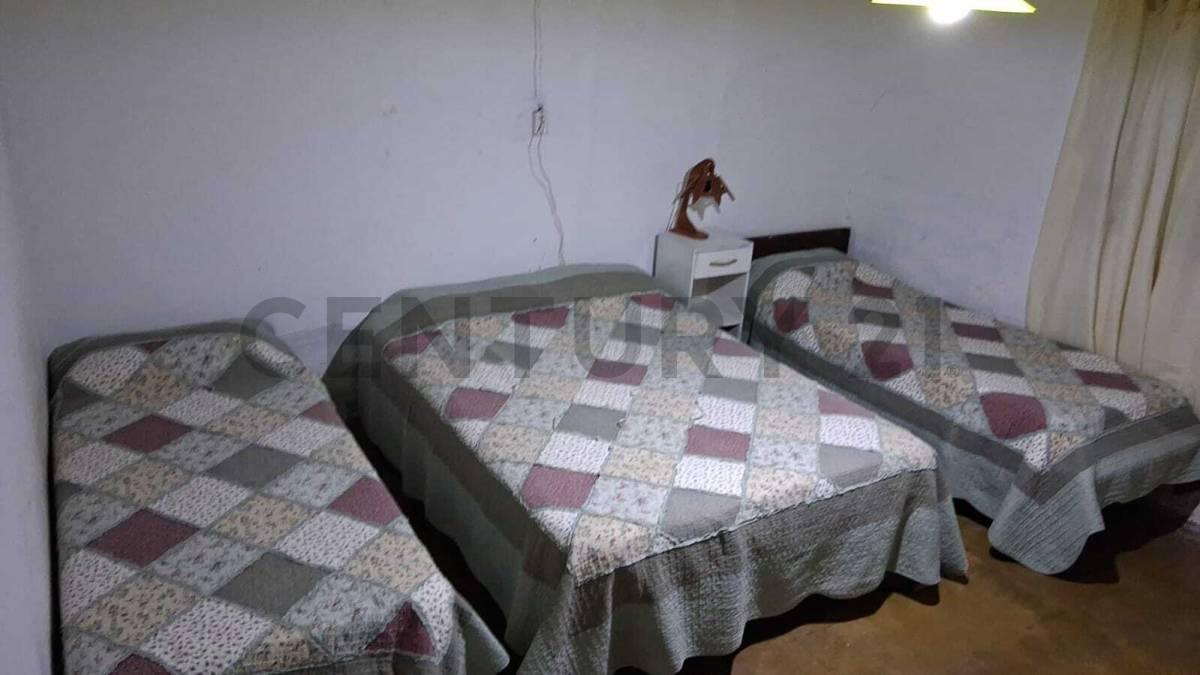 Venta de casa quinta con terreno de 9827m2 en Albardón — foto 1