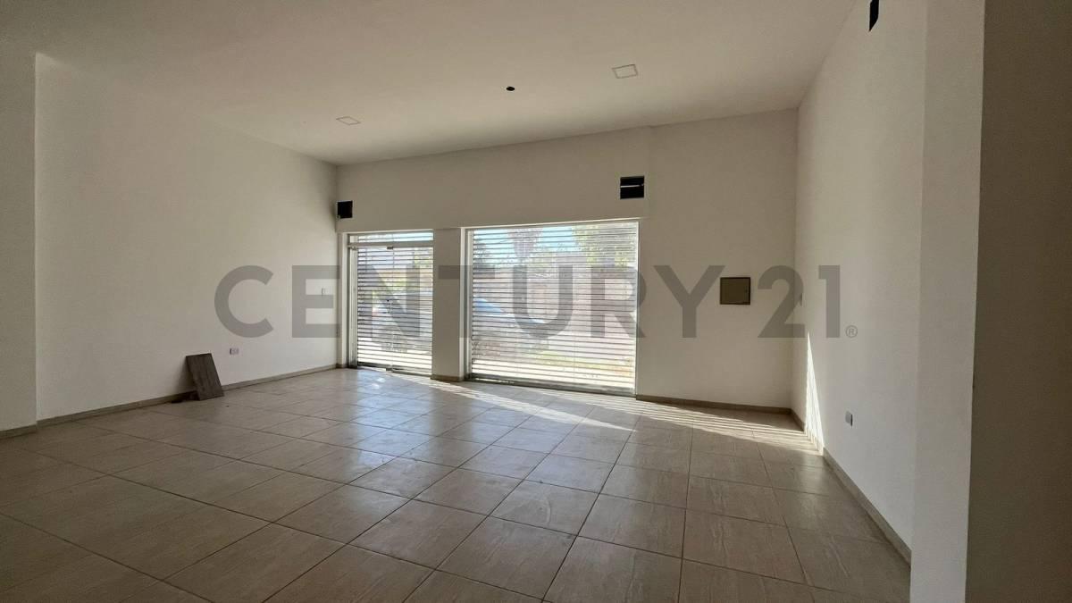 ALQUILER SALÓN COMERCIAL — foto 1