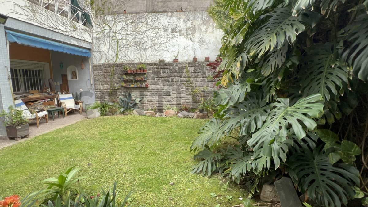 PH MULTIPROPOSITO UNICO EN VILLA CRESPO VIVIENDA 6 AMB Y JARDIN — foto 1