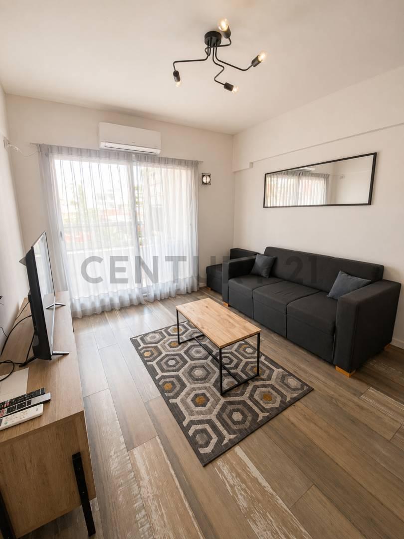 VENTA DEPTO 3 AMBIENTES EN BELGRANO CON BALCON ATERRAZADO Y PARRILA PROPIA . ACEPTA PERMUTA EN CABA. — foto 1