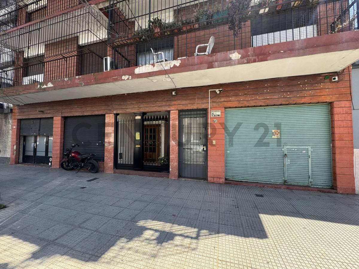 VENTA DEPARTAMENTO 2 AMBIENTES LUMINOSO CONTRAFRENTE EN VILLA LURO — foto 1