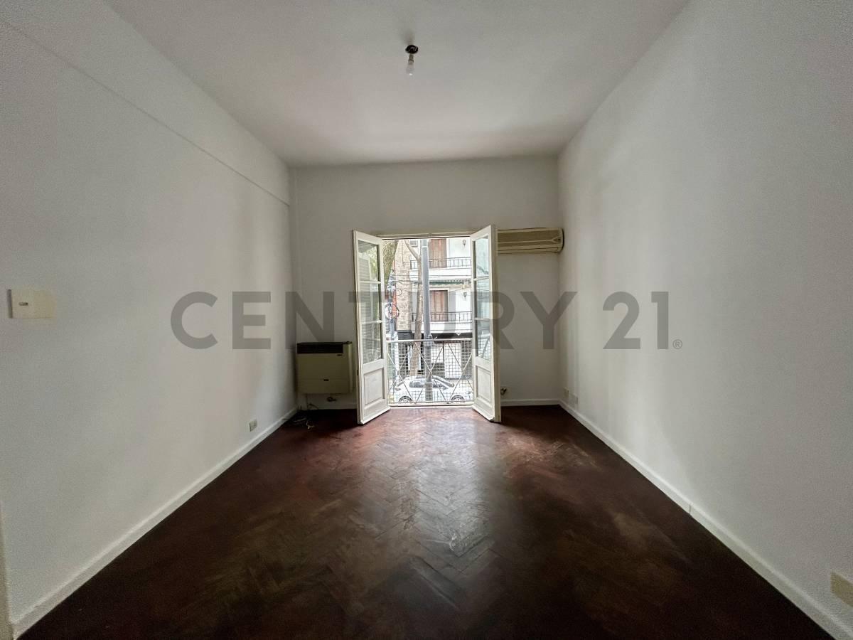 VENTA DEPARTAMENTO 3 AMBIENTES CON DEPENDENCIA AL FRENTE EN PALERMO HOLLYWOOD — foto 1