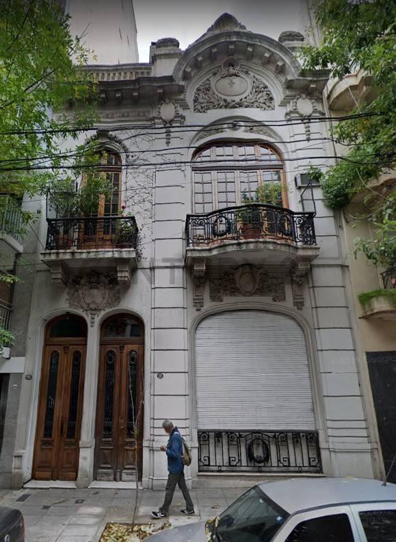 VENTA PH SEIS O MAS AMBIENTES EN ALMAGRO - A RECICLAR — foto 1