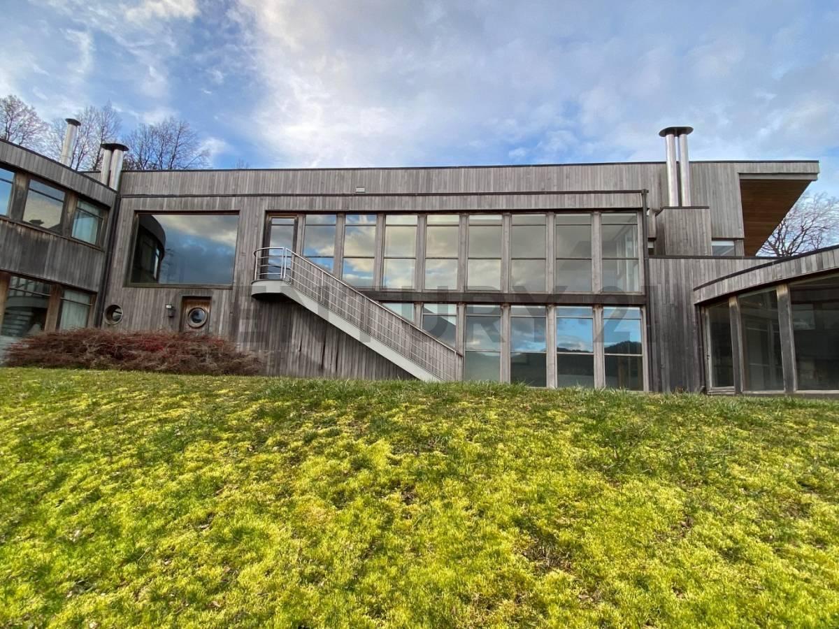 CASA VENTA SAN MARTIN DE LOS ANDES CON VISTA AL LAGO. ZONA CENTRO — foto 1