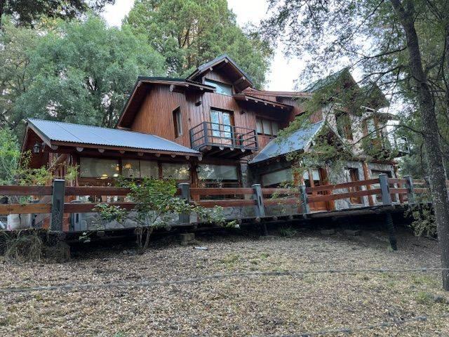 VENTA CASA SAN MARTIN DE LOS ANDES. BARRIO LOS RISCOS — foto 1