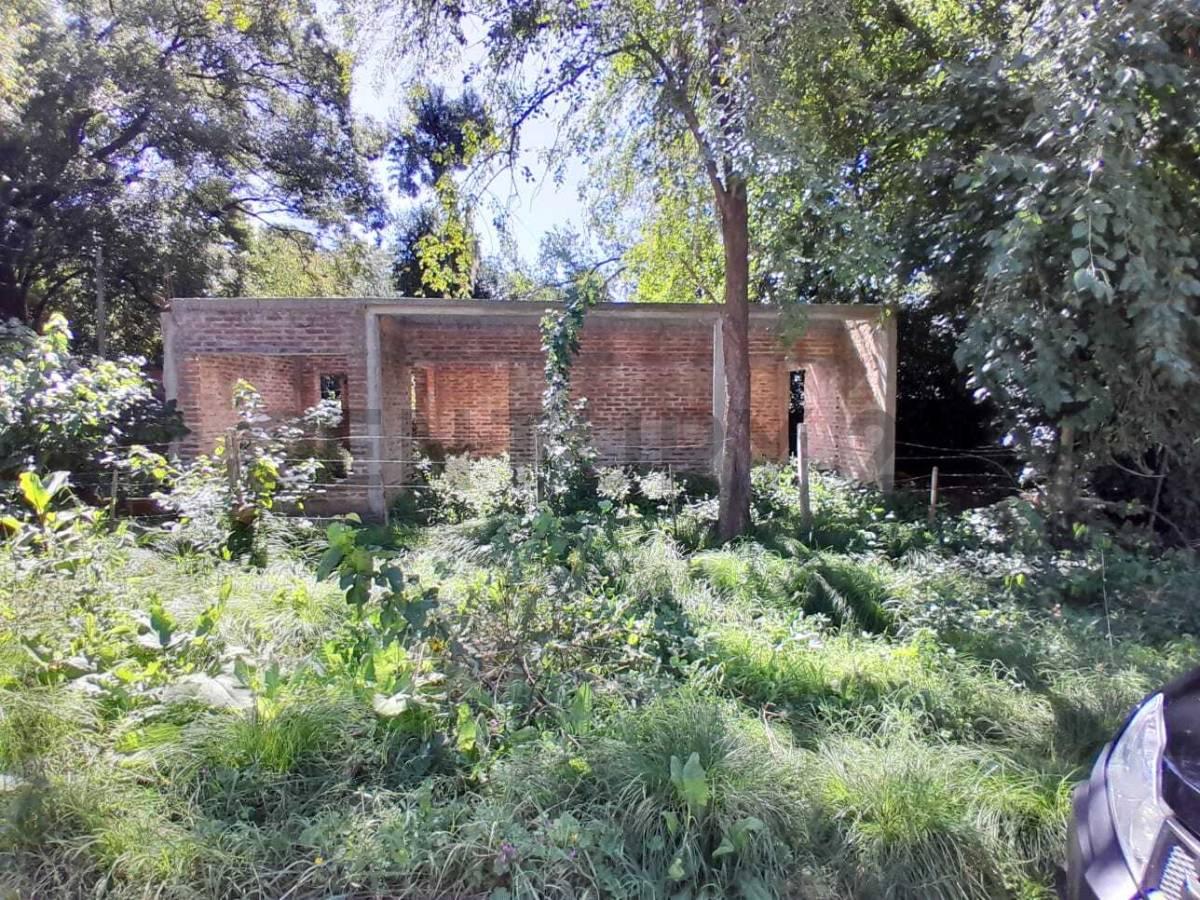 VENTA DE 2 TERRENOS CON CONSTRUCCION EN GRAL. RODRIGUEZ - Estrada y Gabriela Mistral. BAJO DE PRECIO — foto 1