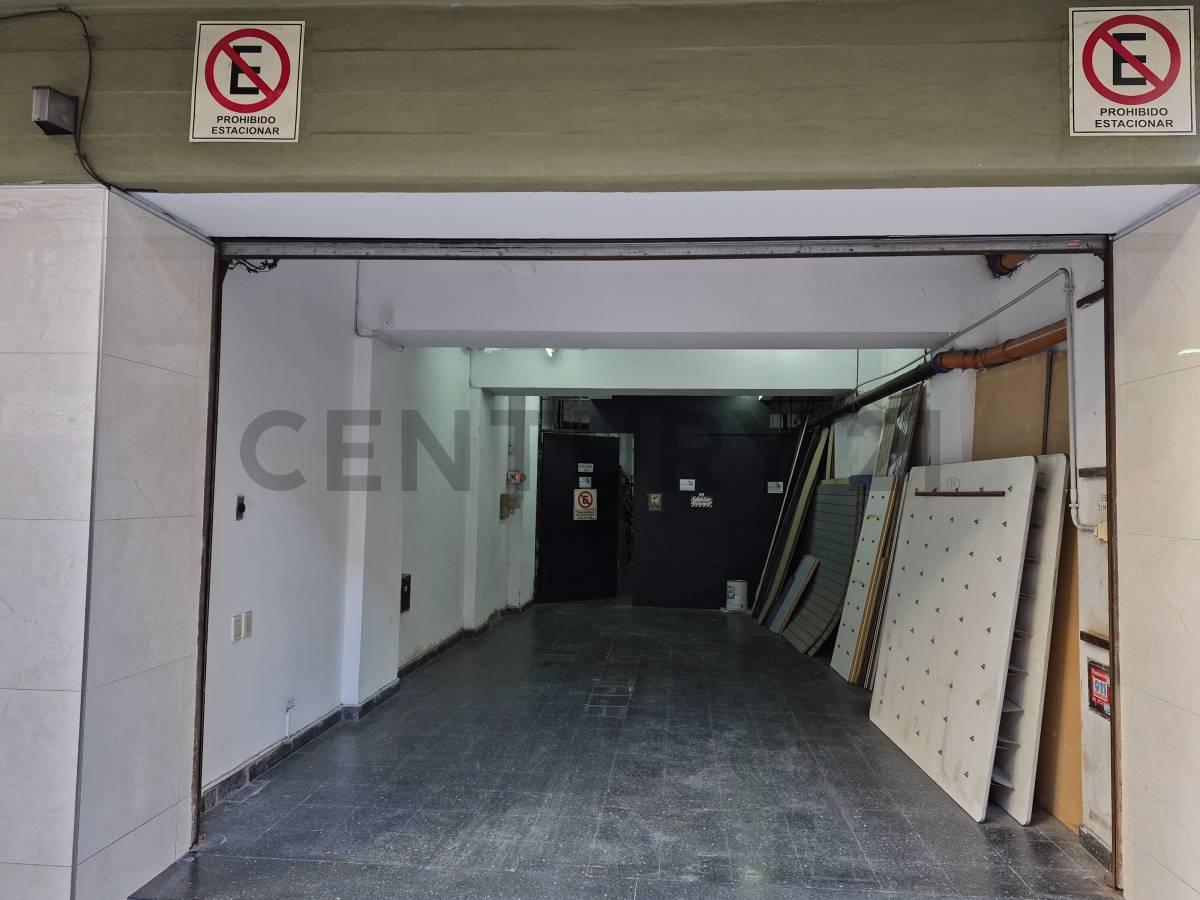 Depósito o Local Comercial en Once | PB y Subsuelo a metros de Av.Corrientes — foto 1