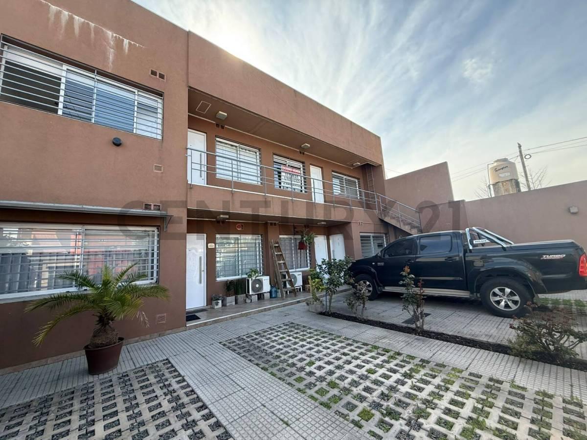 ALQUILER DUPLEX 3 AMBIENTES CASTELAR NORTE — foto 1