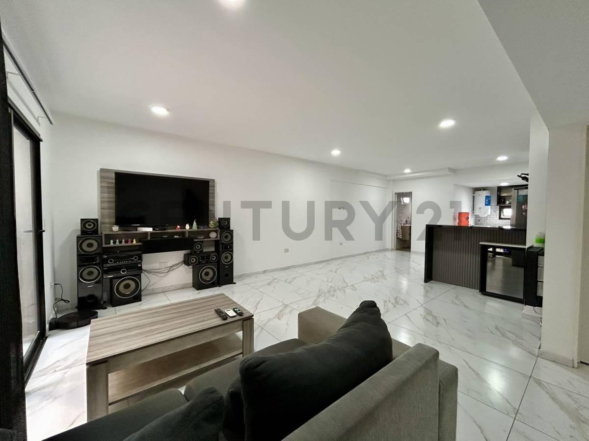 VENTA DPTO 3 AMBIENTES CON PATIO A ESTRENAR SANTOS LUGARES — foto 1