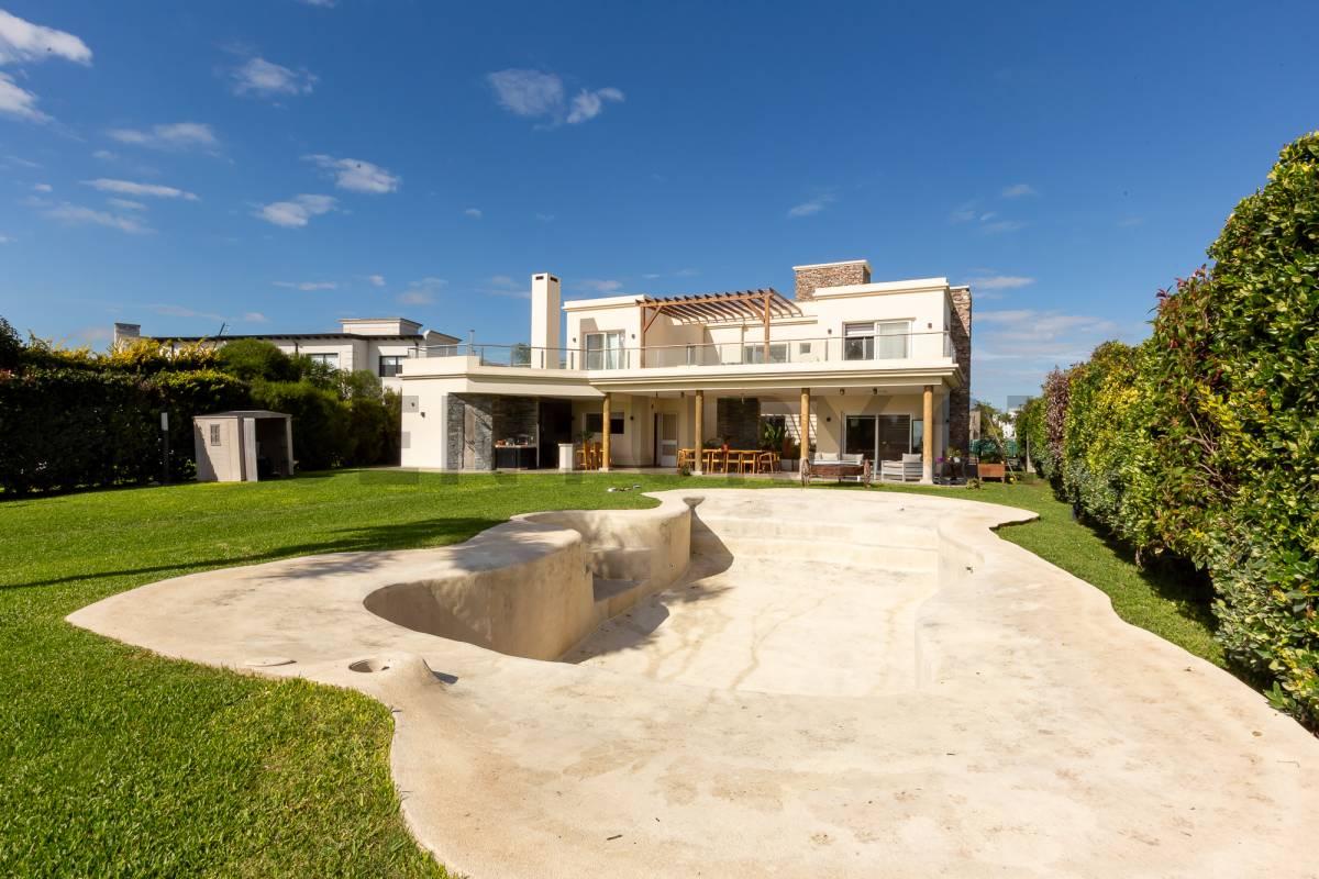 VENTA PERMUTA FINANCIACION CASA 5 AMB CON OFICINA EN HARAS SANTA MARIA — foto 1