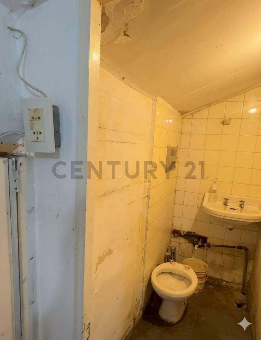 Oportunidad Local Comercial o Deposito en Piedrabuena – ¡Listo para Emprender! - EVALUA PERMUTA — foto 1