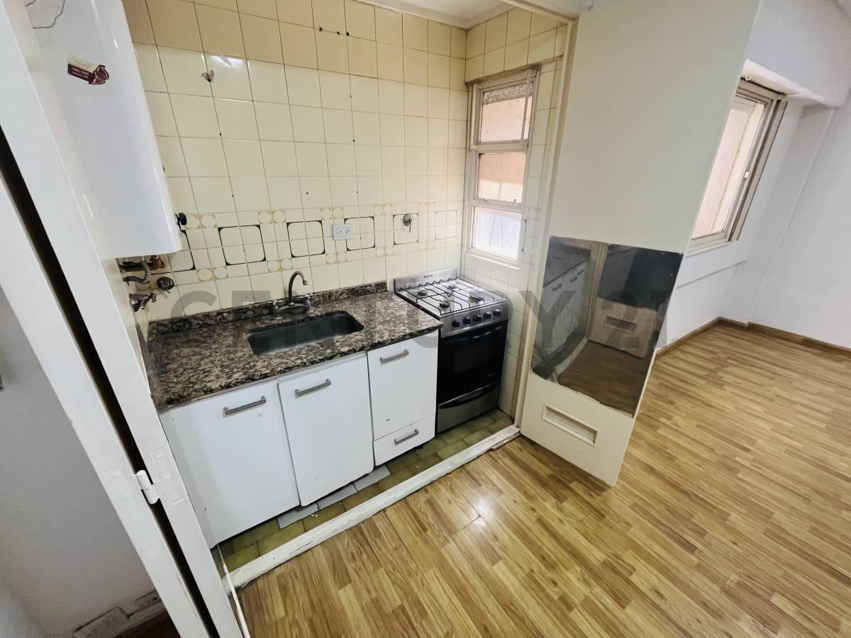 MONOAMBIENTE CON KITCHENETTE Y LAVADERO EN CABALLITO SUR — foto 1