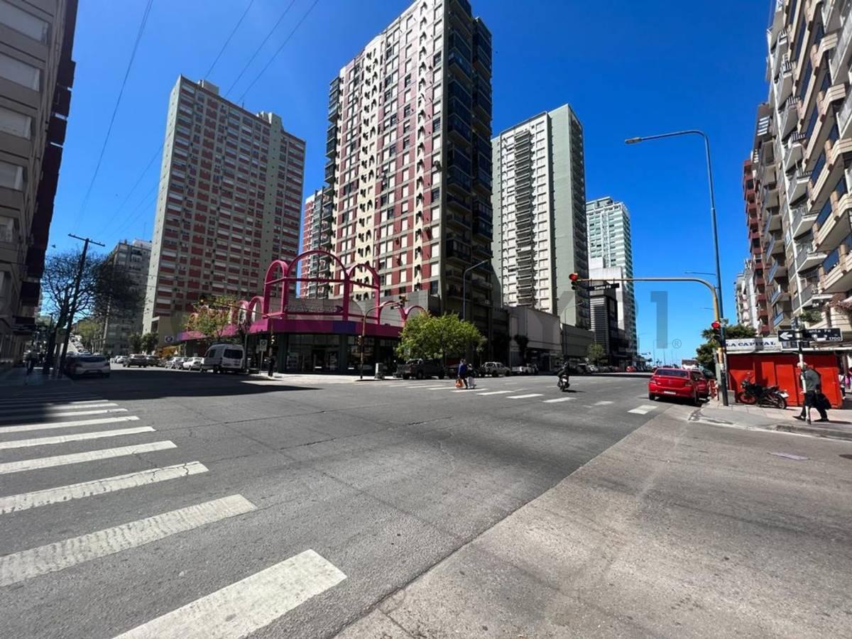 COCHERA EN VENTA CENTRO — foto 1
