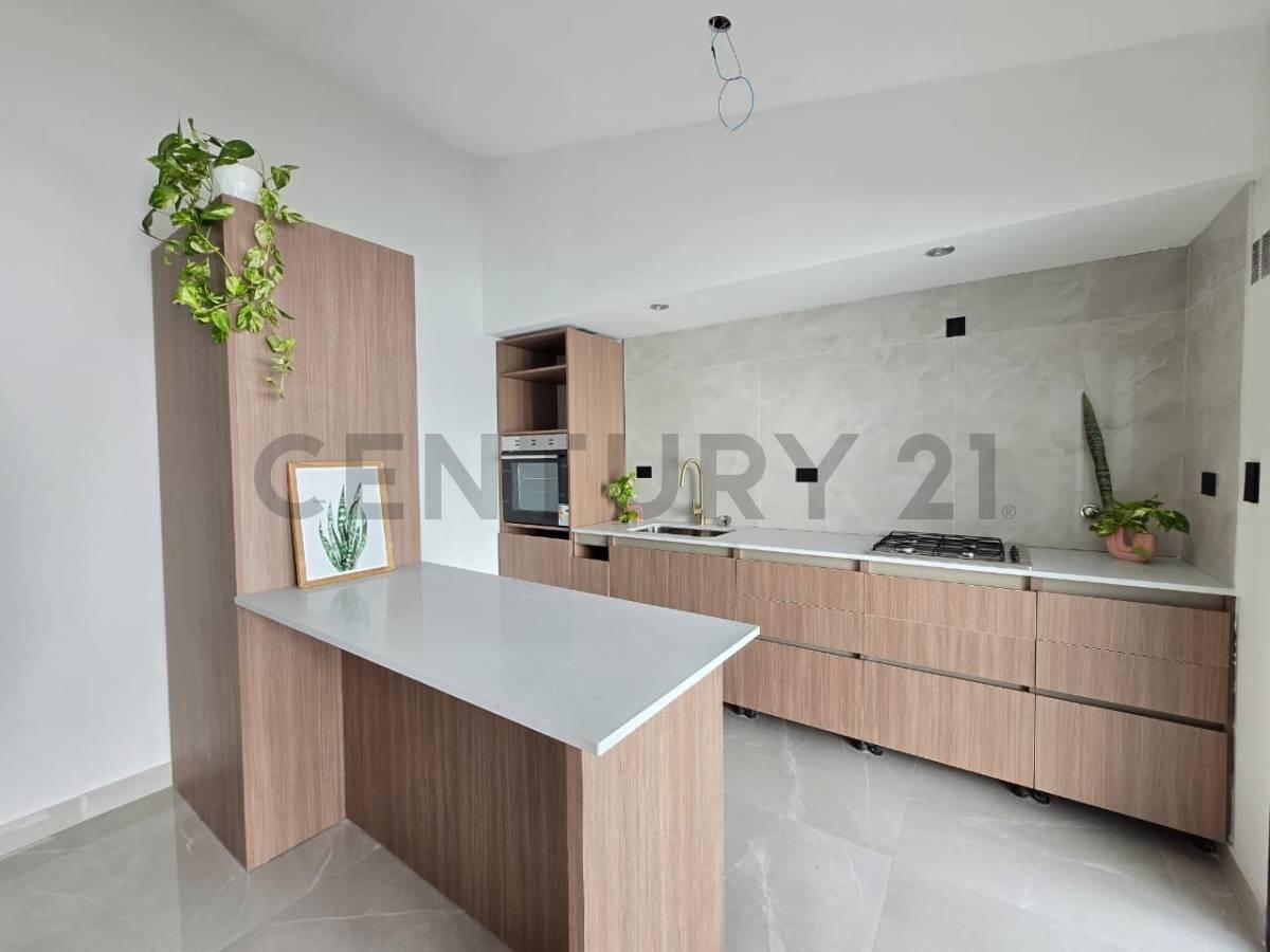 Casa PH a estrenar | 3 ambientes | Cochera | Parque | Olazábal 520 — foto 1